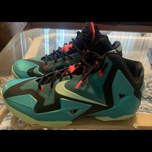 Nike Lebron XI 11 South Beach Size:12